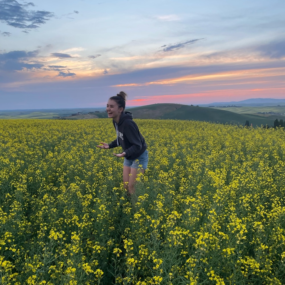 Meet your Posher, Lauren